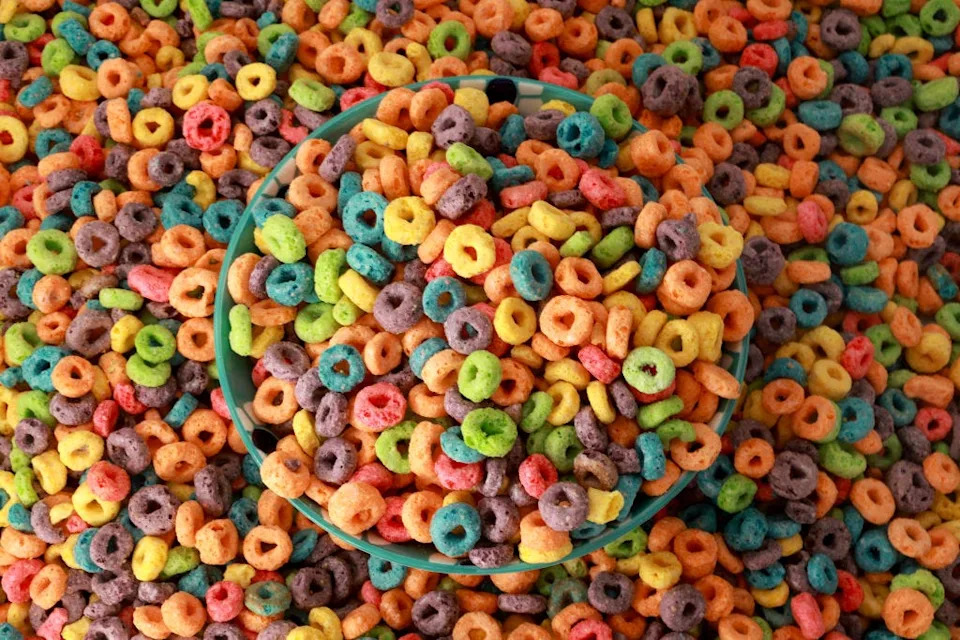 Kellogg's to Remove Artificial Dyes From Froot Loops and Apple Jacks — Reformulated Boxes Due by End of 2026