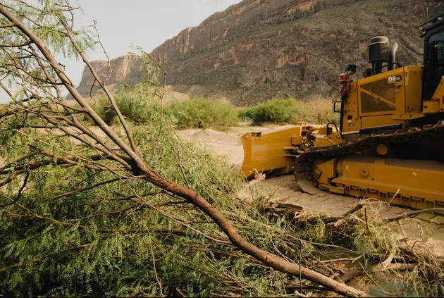 Bulldozers Move Into Big Bend National Park as Trump-Era Border Project Advances