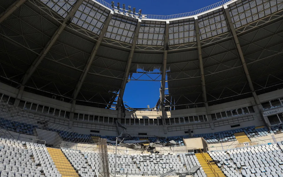 Ruski udari u Ukrajini: Poginulo troje, pogođen pogon za rakete „Flamingo“, oštećen stadion u Odesi