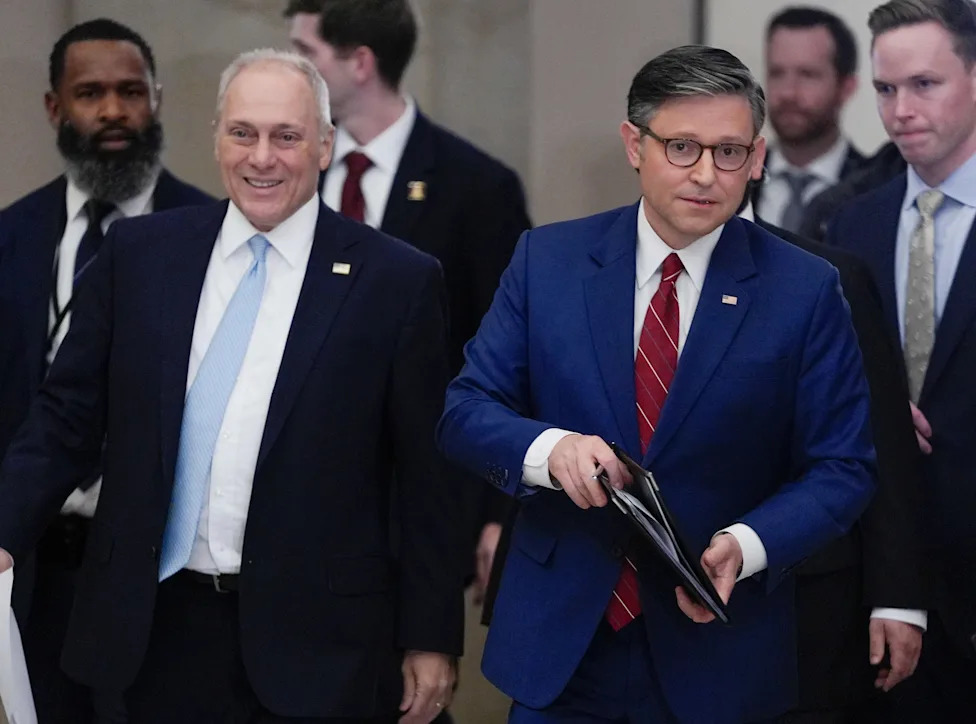 Senate Passes 90-6 Stopgap Funding Bill Through December, Blocks OMB Grant-Review Rule
