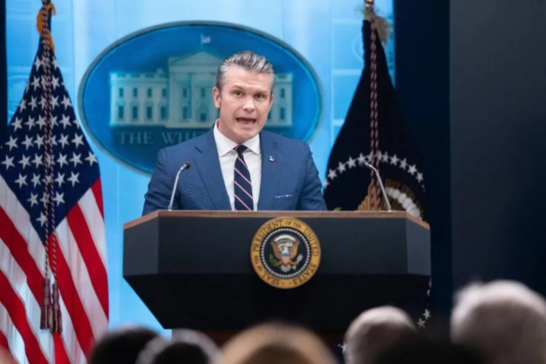 Trump Denies Camp David Clash With Hegseth Over Reported Munitions Shortages