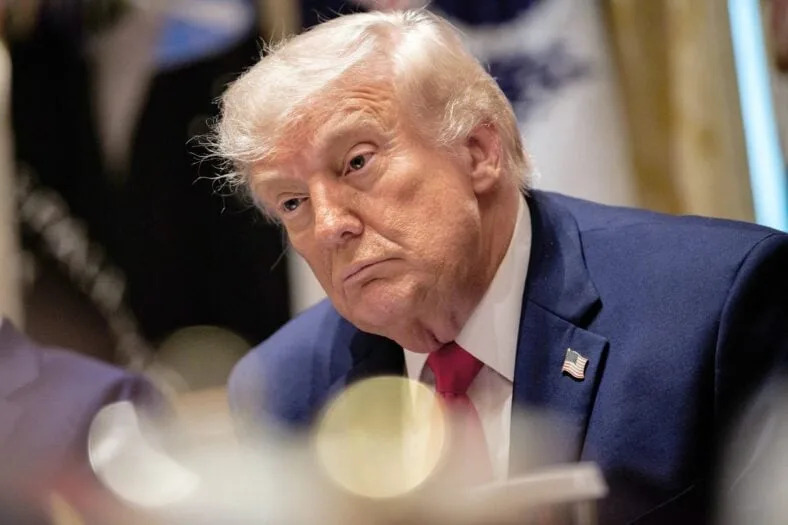 Trump Denies Camp David Clash With Hegseth Over Reported Munitions Shortages