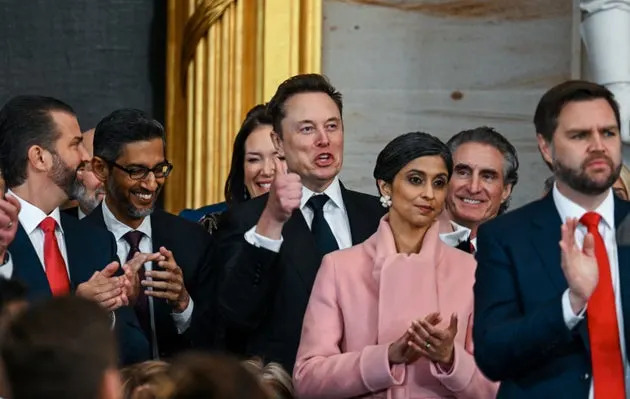 Why JD Vance and Elon Musk Keep Boasting About Their 'Indian' Partners — Experts Call It a Defensive Rhetoric
