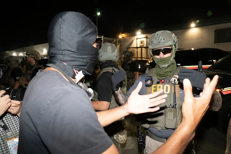 Poll: About 8-in-10 Independents Say ICE Used Excessive Force — A Midterms Risk For Republicans