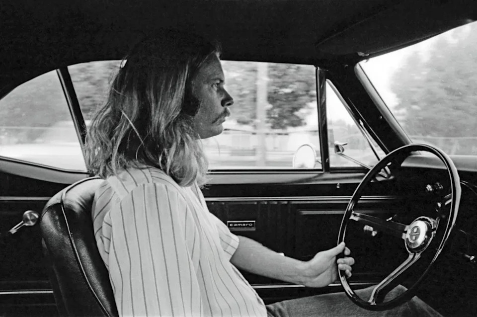 Van Nuys Boulevard’s Fall: From 1970s Cruising Hub To Boarded Stores And Encampments
