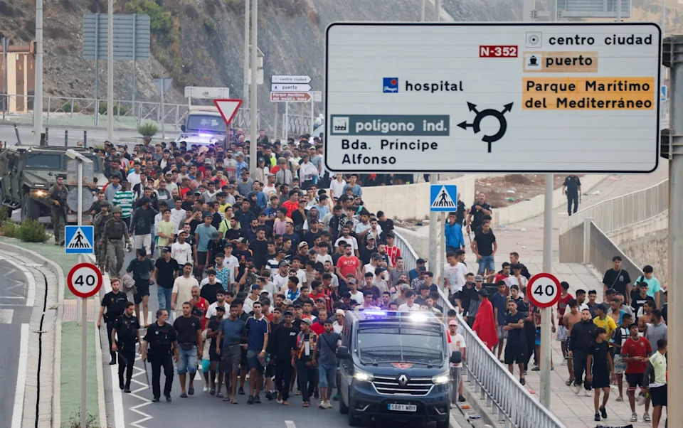 Španija otkazala sve odmore vojsci u Ceuti zbog pretnje novim talasom migranata