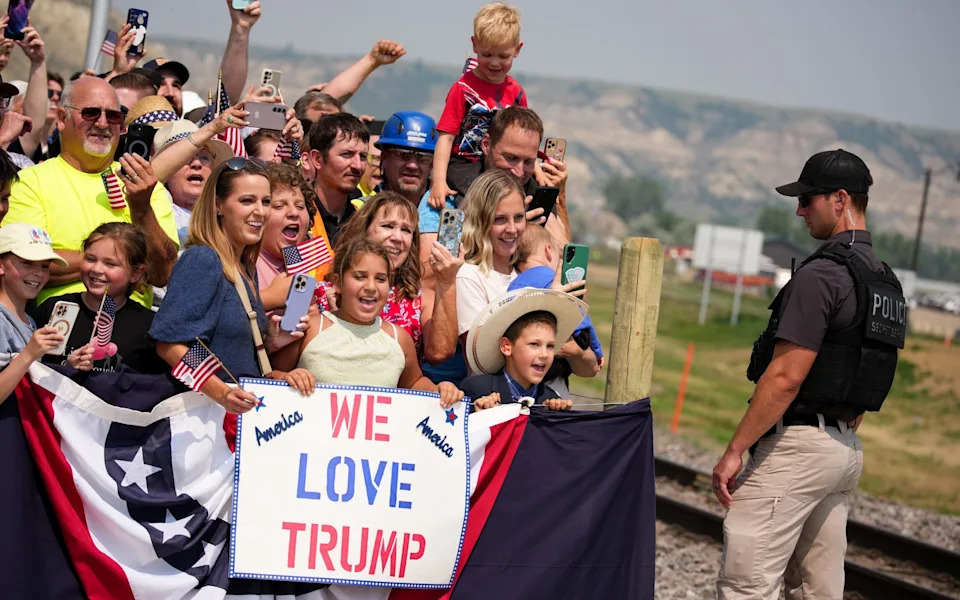 Hunter Biden Says MAGA Supporters Chased Pregnant Partner From Home, Calls Trump an 'Existential Threat'