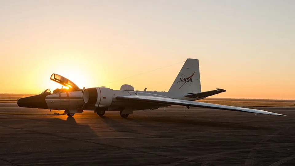 NASA Će 12. Avgusta Pratiti Totalno Pomračenje Sunca Balonima i Avionom WB-57