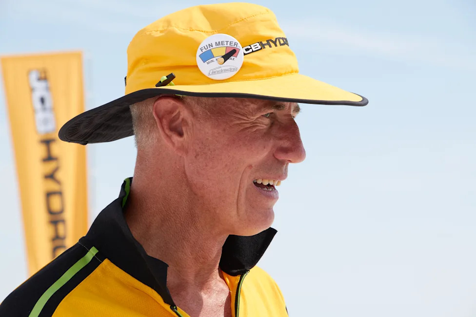 Andy Green postavio svetski rekord: 406,320 mph u automobilu na vodonik na Bonneville Salt Flats
