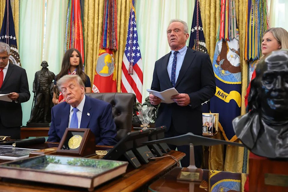 Viral 'Zapper' Theory Debunked After Pregnant Aide Stands Behind Dozing Trump