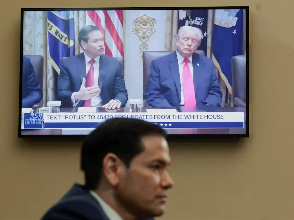 Viral 'Zapper' Theory Debunked After Pregnant Aide Stands Behind Dozing Trump
