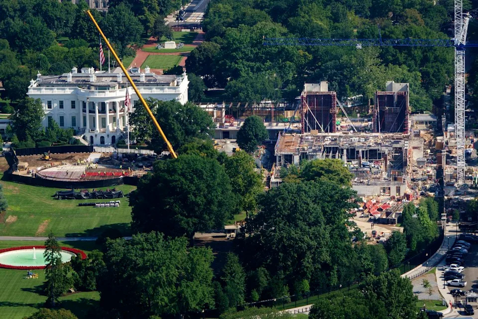 Trump White House Renovations Near $1 Billion as Appeals Court Blocks Ballroom Without Congress