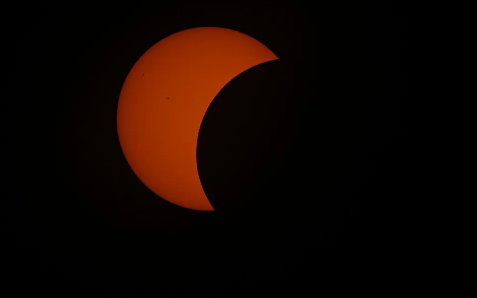 Eye Pain Searches Surge Over 800% After UK Solar Eclipse — Experts Warn Against Looking at the Sun