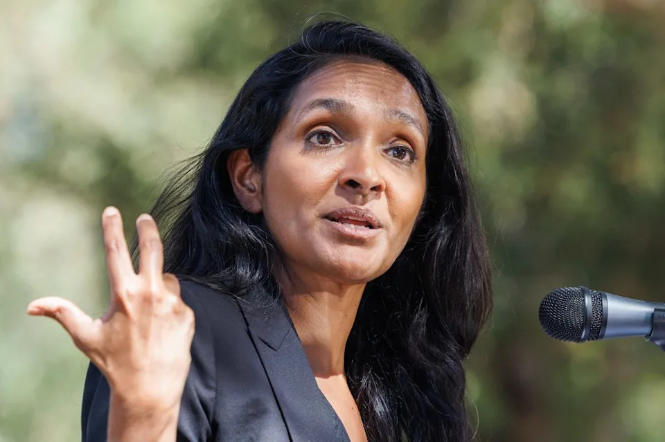 Poll: Spencer Pratt Voters Propel Karen Bass to Double-Digit Lead Over Nithya Raman