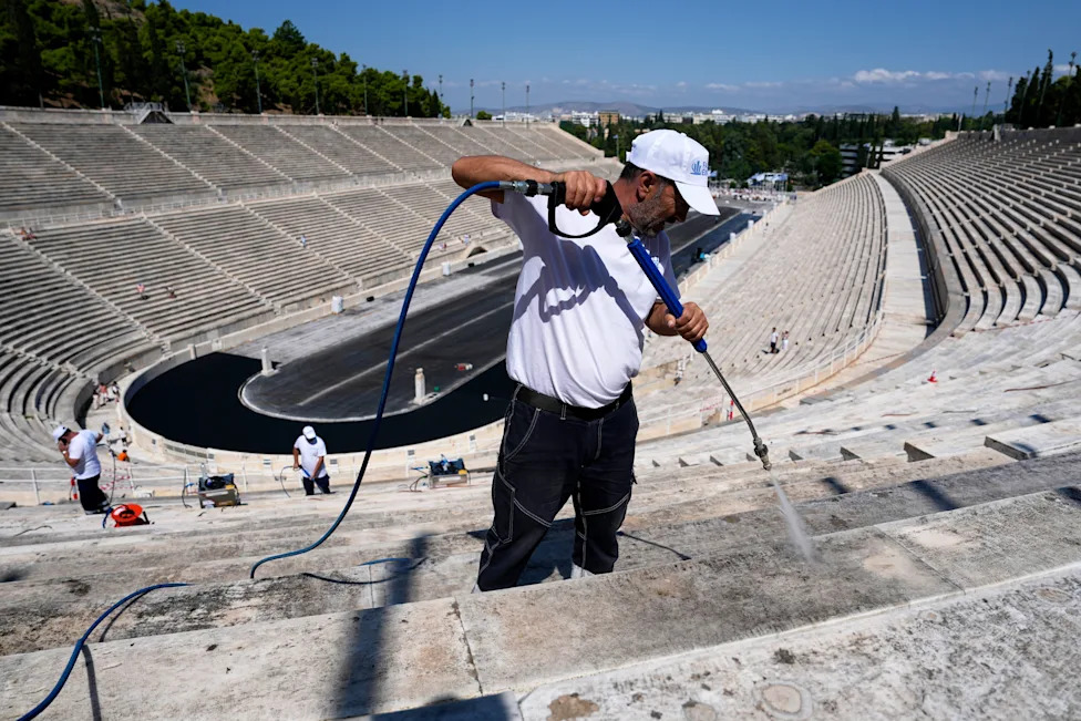 Kallimarmaro ponovo zablista: Panatinaiko stadion u Atini dobija prvo sistematsko čišćenje posle više od 100 godina