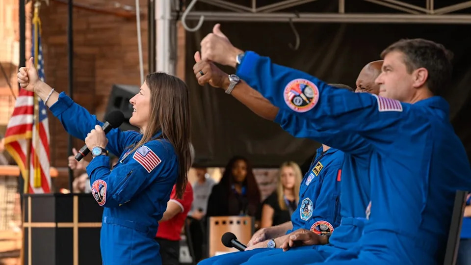 Pilot Artemis II Zahvalio NASA: „Još Sam Zatečen Tim Poverenjem“ — Posada Održala Govor Na Red Rocks