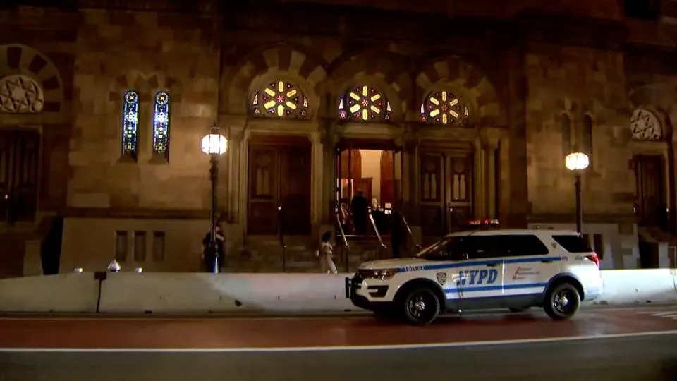 Bronx Man Arrested on Hate-Crime Charges After Disrupting Shabbat Service at Central Synagogue