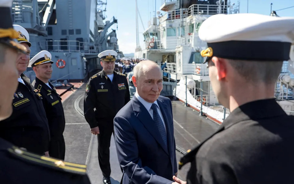 Putin Izaziva NATO: Fregata 