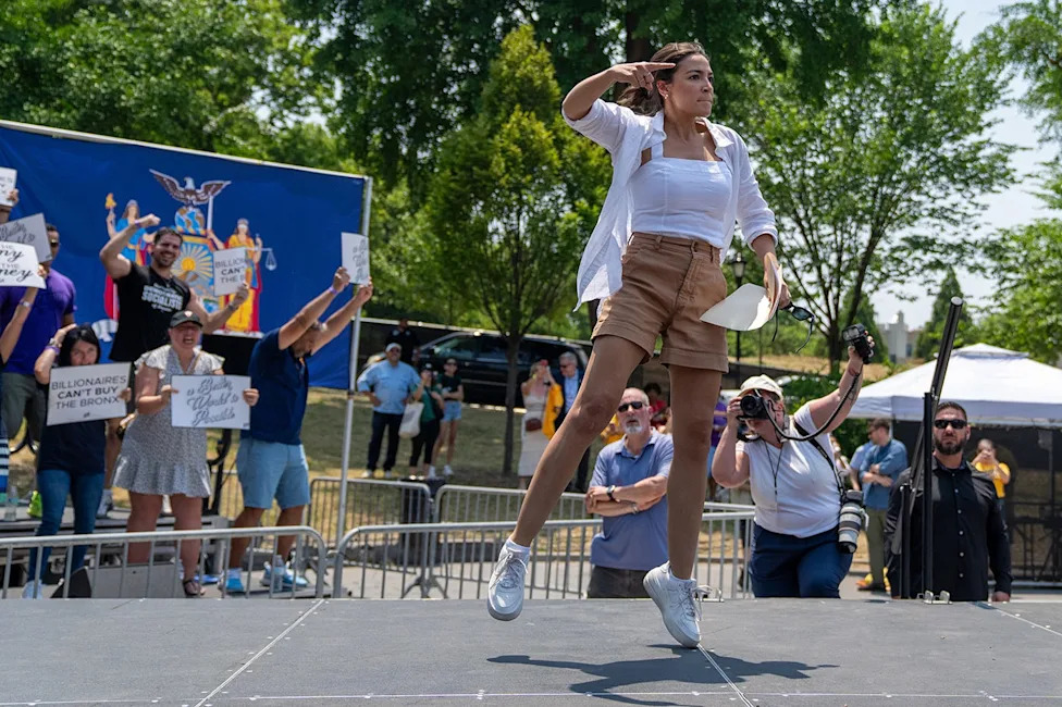 AOC Says She Has 'No Regrets' After Publicly Revealing She Froze Her Eggs