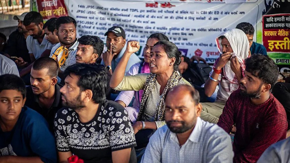 Jharkhand Activist Ends 16-Day Hunger Strike After State Scraps Contested Recruitment Exam
