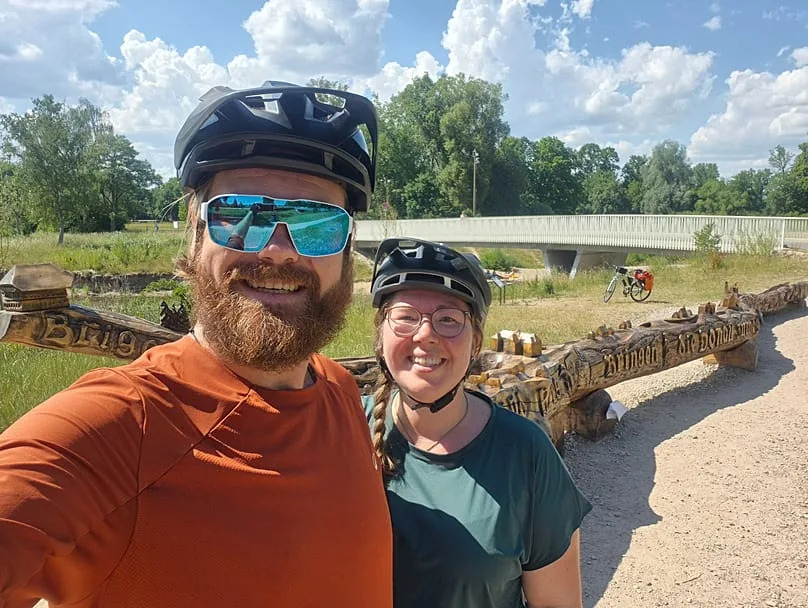 „Mrlje nade“ na suvom Dunavu: 3.000 km biciklom kroz sušu, krize i projekte obnove
