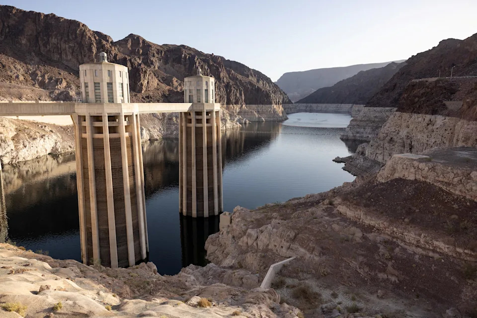 Data Centers: Water Use Is Overstated — Local Benefits and Real Infrastructure Challenges Explained