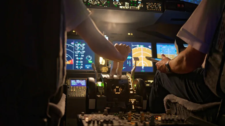 Zašto laserski pokazivači mogu biti opasni za pilote i putnike