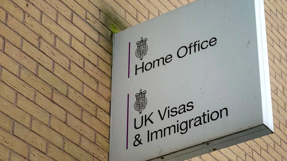 Home Office Objavio Vodič Za Tražioce Azila: Jasna Poruka — Ne Silujte, Ne Uznemiravajte, Poštujte Granice