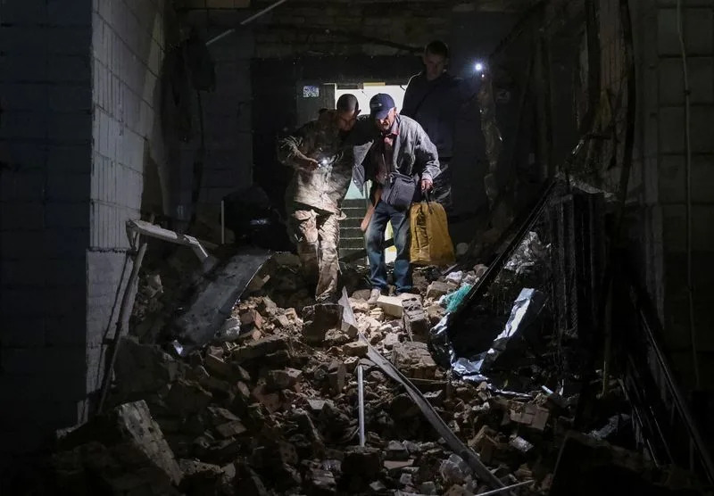 168 dronova i desetine raketa: Ruski udari ubili 16 ljudi u Kijevu, Zelenski traži Patriot interceptore