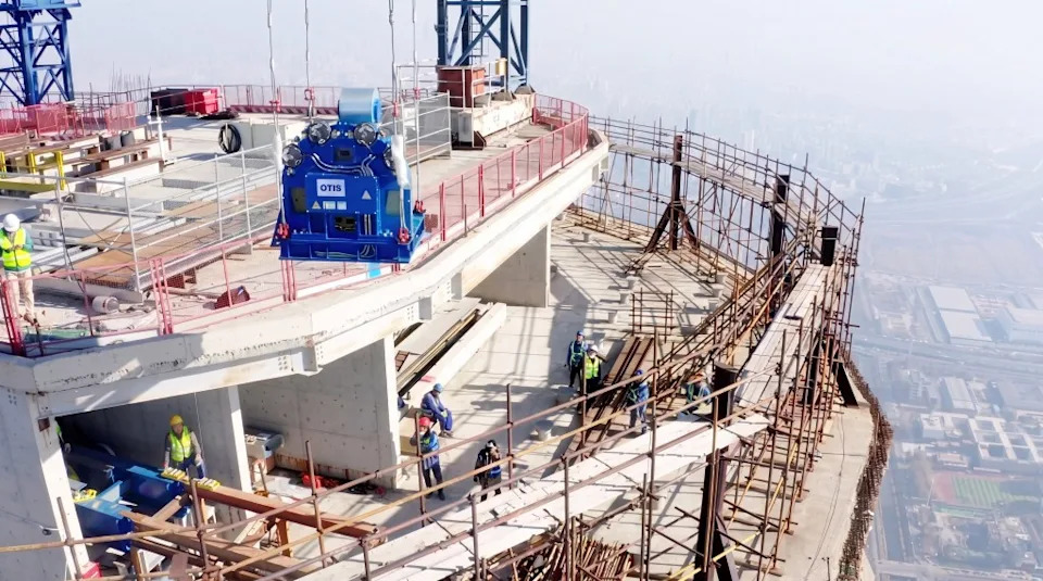Tianjin 117 dobija najduže liftne usponе na svetu — Otis isporučuje 251 lift i pokretnih stepenica