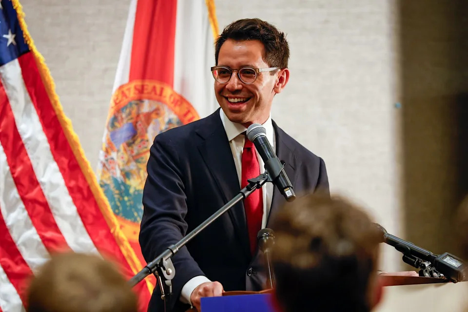 Second Pollster Admits Fabricating Data After Fake-Poll Scandal Shakes U.S. Races