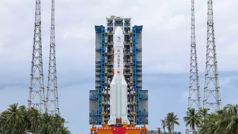 Trka za ledenu vodu na Mesecu: Chang'E-7 protiv američkih planova za lunarnu bazu