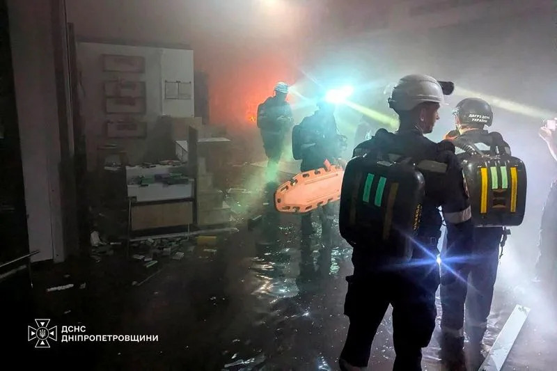 Dupli udar dronovima u Kryvyi Rihu: 16 poginulih, preko 130 ranjenih — Zelenski najavljuje odgovor