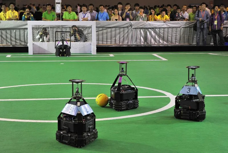 Od univerzitetskog projekta do „Robotskih olimpijskih igara“: Decenija kineskih igara robota