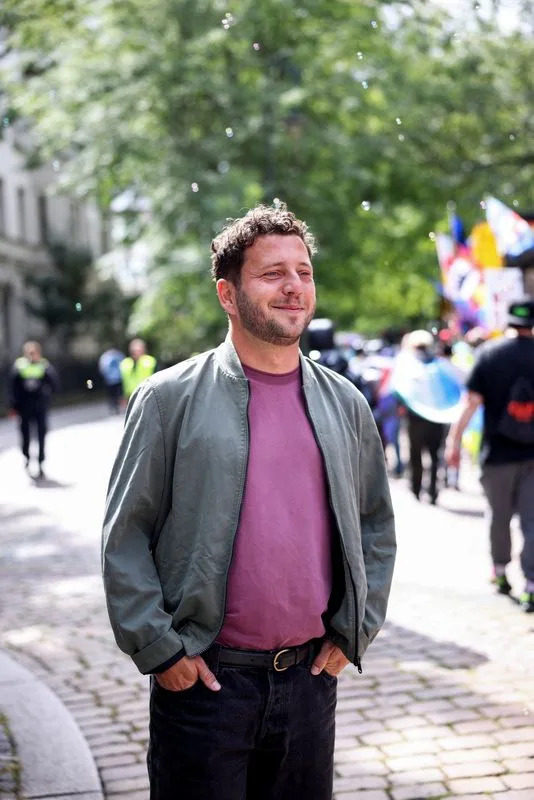 „Glasajte za ljubav“: Prajd u Magdeburgu ističe otpornost LGBT zajednice pred rastom AfD