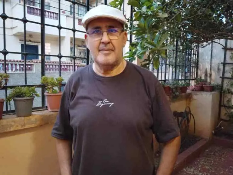 Alžir Menja Školsku Jezičku Mapu: Engleski Preuzima Mesto Francuskog u Nižim Razredima