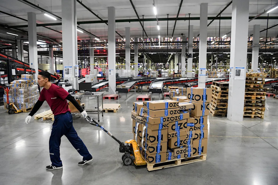 Putin Pod Pritiskom: Talas Ukrajinskih Dronova Pogađa Logistiku i Ekonomske Resurse Rusije