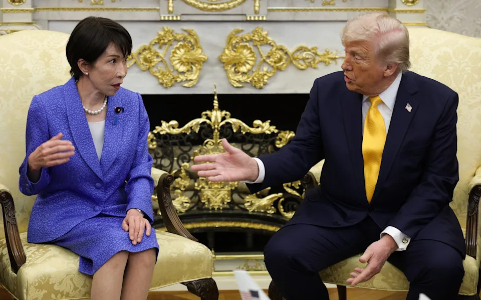 Premijerka Japana: 'Usamljena Sam — Sprijateljila Sam Se Sa Žoharom Zbog Verovanja U Reinkarnaciju'