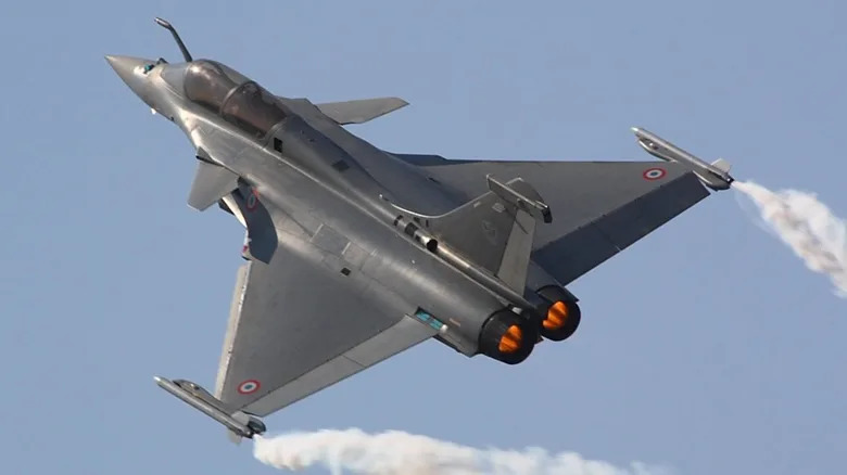 Prvi direktni susret J-16 i Rafalea tokom vežbi „Eagles of Civilization“