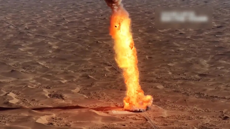 Eksplozivni pokušaj sletanja prvog stepena rakete Zhuque‑3 — CCTV objavio dramatičan video