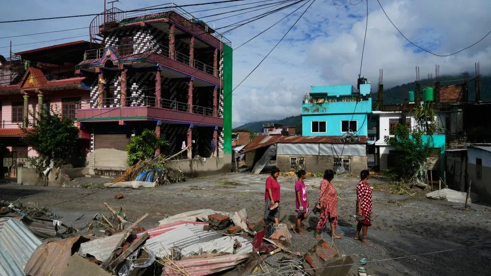 Katastrofa u Himalajima: Poplave na granici Kina–Nepal podvukle rizike megaprojekata i klimatskih promena