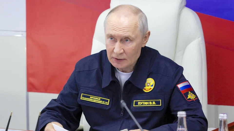 Putinova Bizarna Metafora O Orkama I Polarnim Medvedima Podigla Sumnje U Njegovo Mentalno Zdravlje