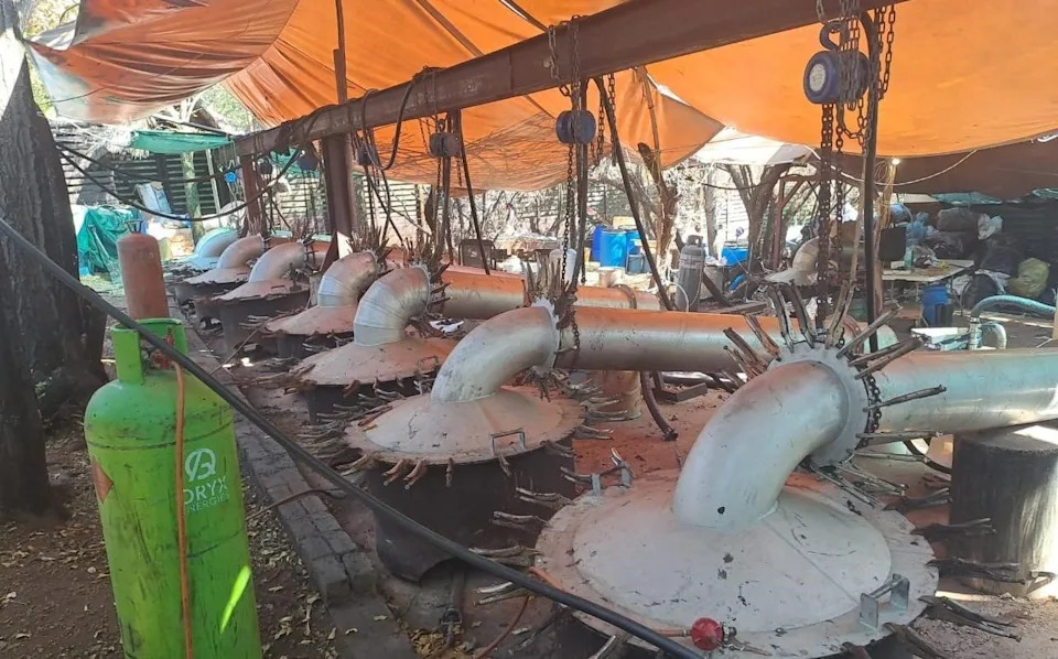 Meksički „kuvari“ podižu super-laboratorije za met u Africi: šta to znači za Južnu Afriku i region