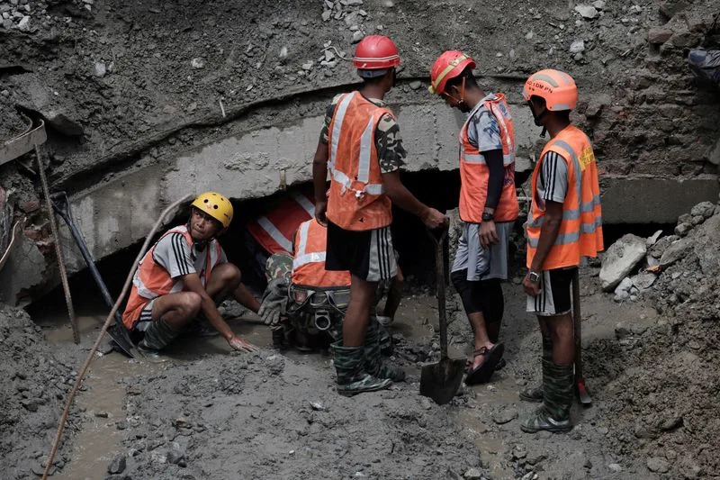 WhatsApp armija inženjera: Kako poruke pomažu spasavanju ljudi u tunelima nepalskih hidroelektrana