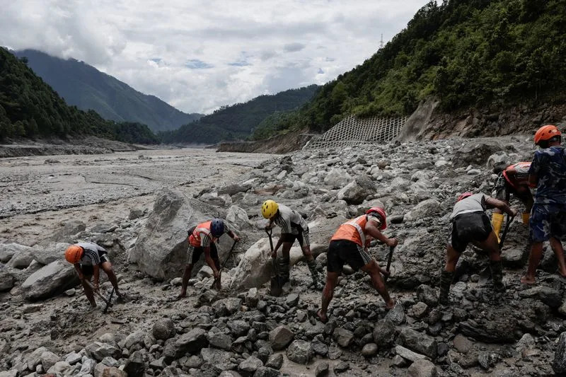 WhatsApp armija inženjera: Kako poruke pomažu spasavanju ljudi u tunelima nepalskih hidroelektrana