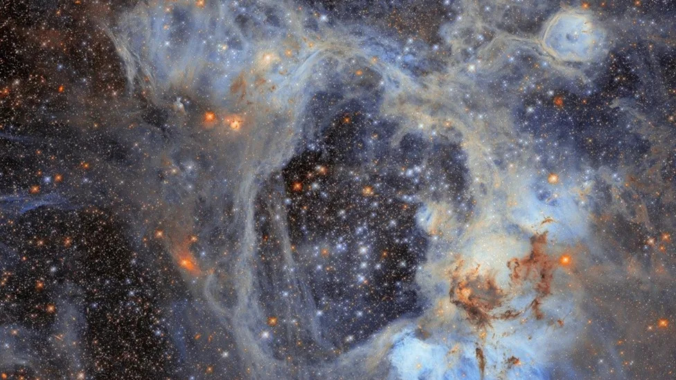 Photo: crbcnews.com Hubble Reveals a Massive 210×140‑Light‑Year 'Superbubble' in the Large Magellanic Cloud