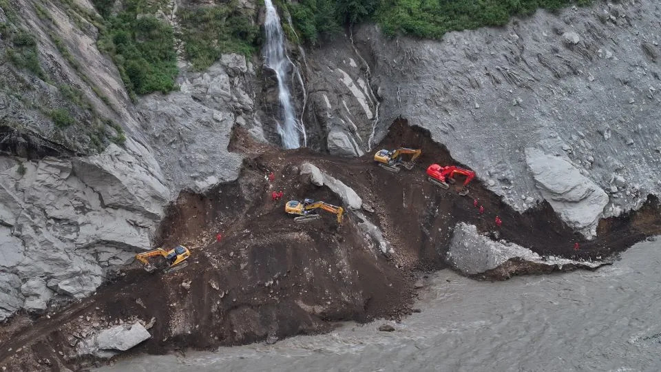 Gyirong: Granična luka izbrisana, sudbina stotina i dalje nepoznata