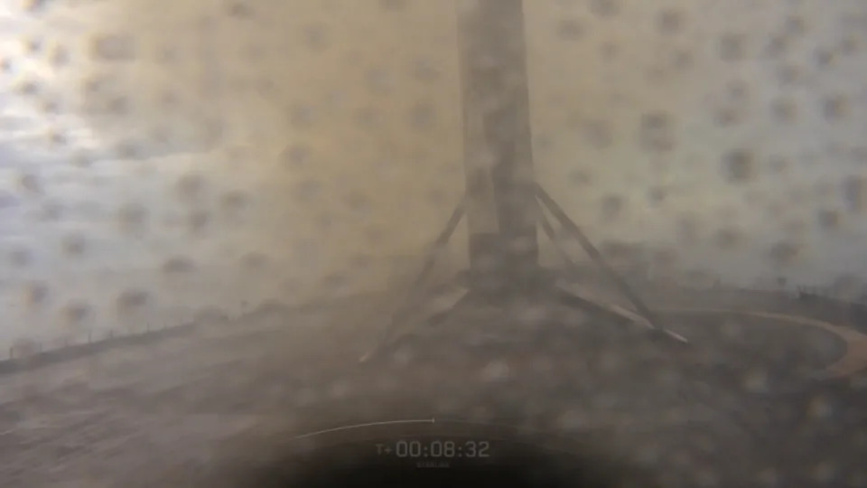 SpaceX Lansirao 27 Starlink Satelita — Booster B1088 Sleteo Na Dron‑Brod 