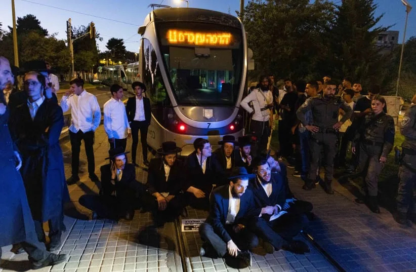 Haredi Protest Erupts on Jerusalem’s Bar‑Ilan Street Over Light Rail Construction; Police Disperse Crowd