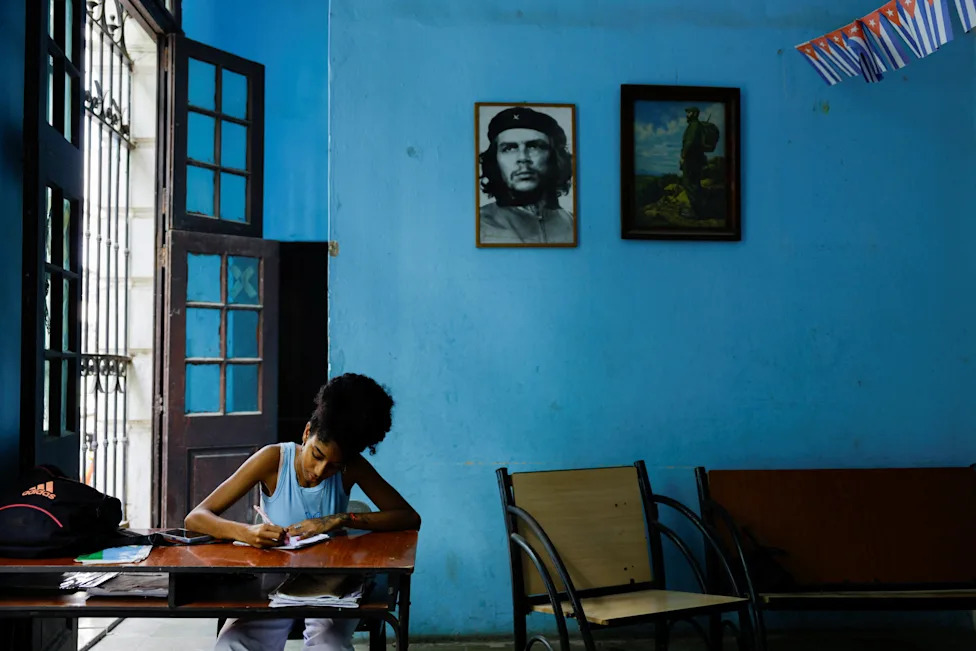 From Pizza Ovens to Trader Joe’s: Why Cuban Dried Mangoes Are Struggling To Reach U.S. Shelves